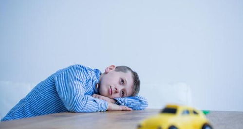 她開辦沙龍13年拯救數(shù)百名孩子走出孤獨(dú) 自閉癥,家長不要大意