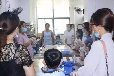 抵押房子虧損60萬的咖啡館,一座為自閉癥打造的夢(mèng)工廠