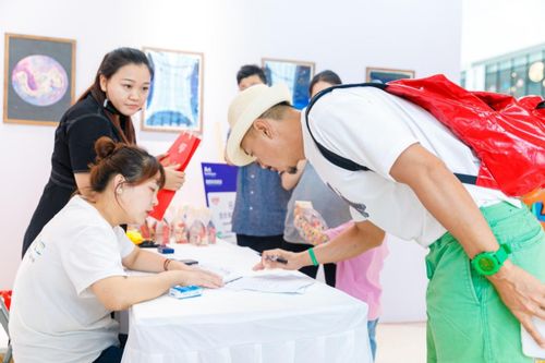 金絲猴食品攜手自閉癥兒童共繪“我的彩色星空”