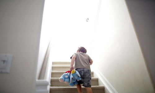 什么是兒童孤獨癥（自閉癥）——北京古樓疑難病研究院精神科于永祥解析